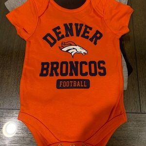3-piece Denver Broncos Onesie Set